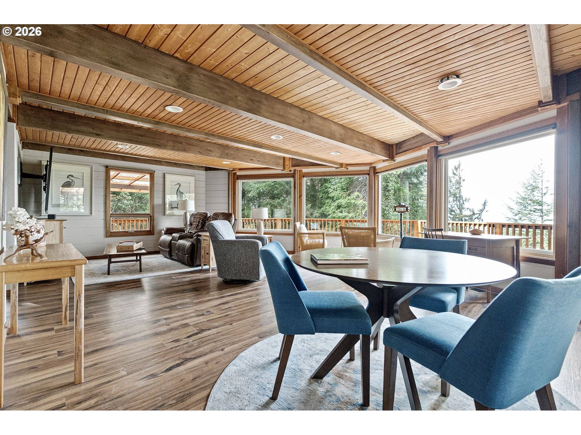 4 DOUG JOHNSON LN, Port Orford, OR 97465