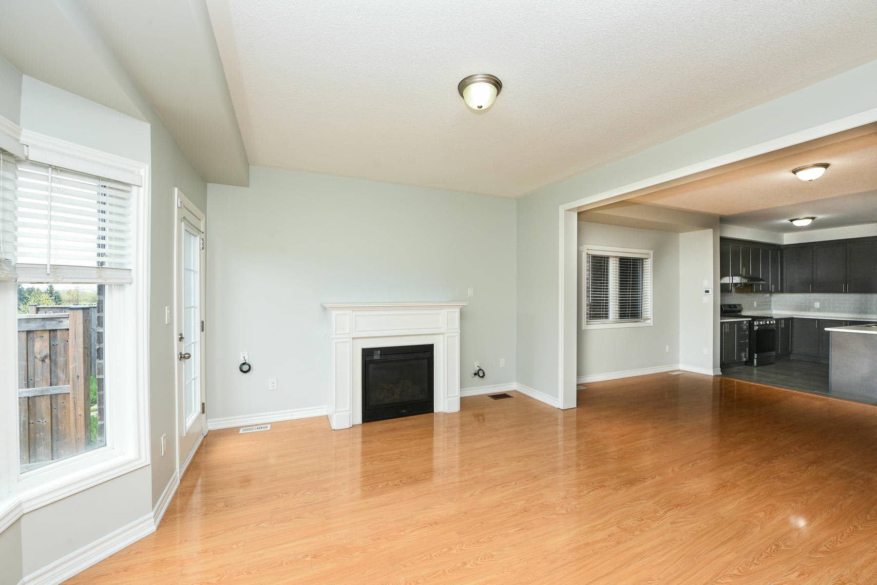 74 Gammon CRES, Brampton, ON L6Y 6B7