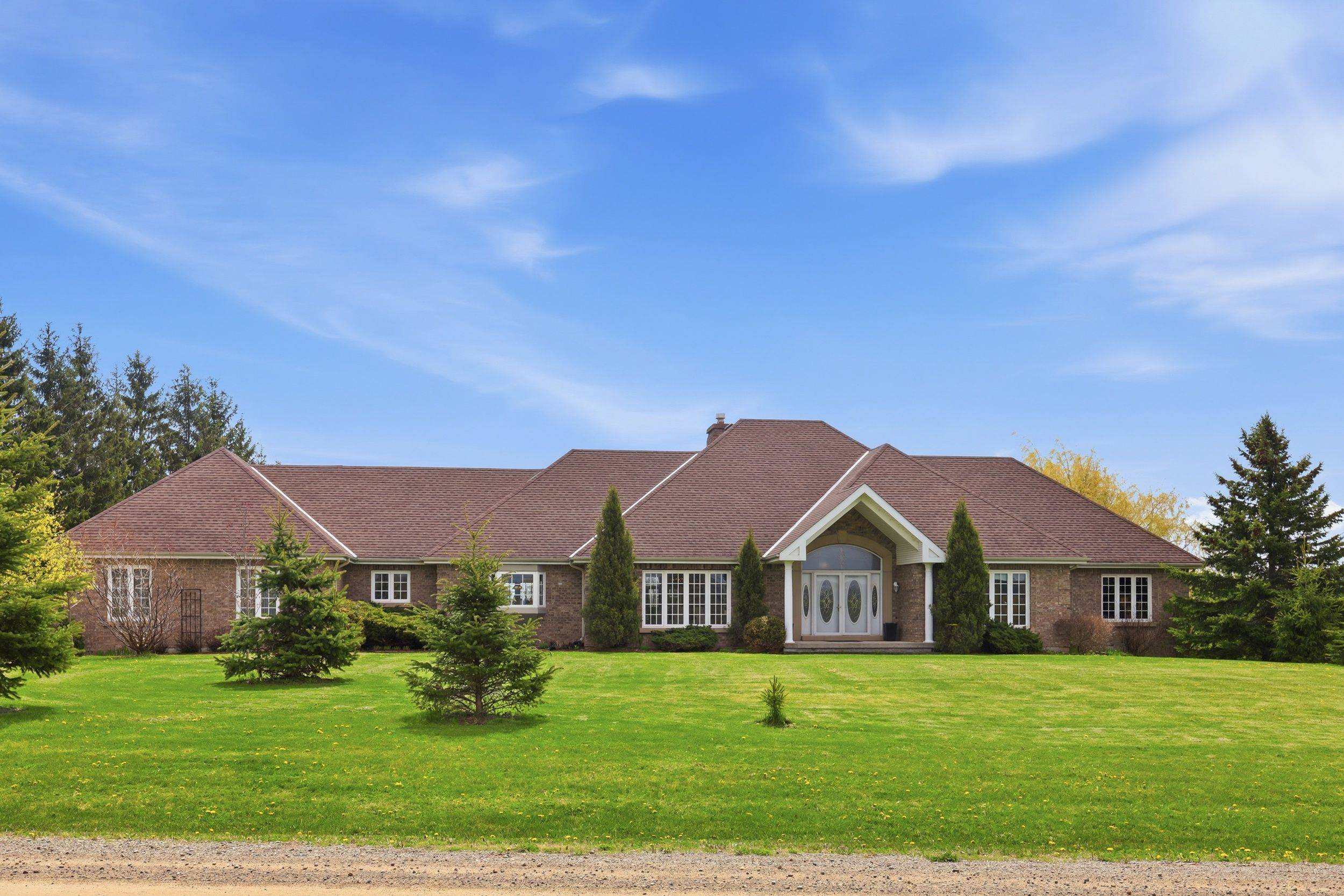 1749 Station RD, Caledon, ON L7C 3L2