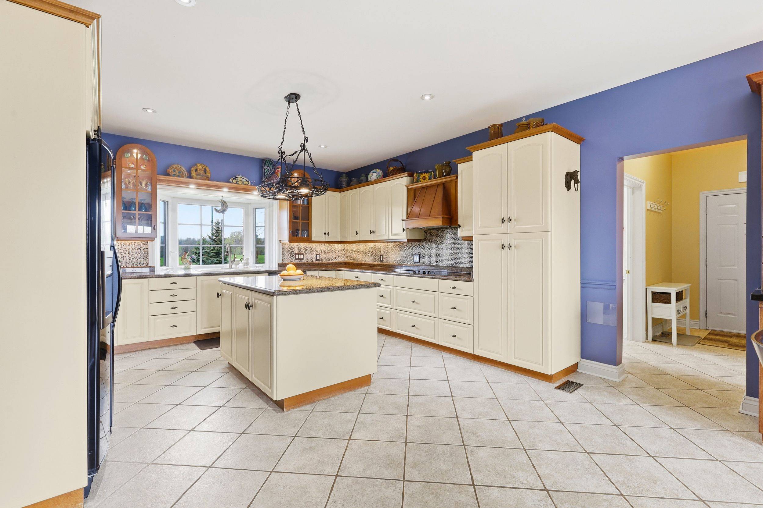 1749 Station RD, Caledon, ON L7C 3L2