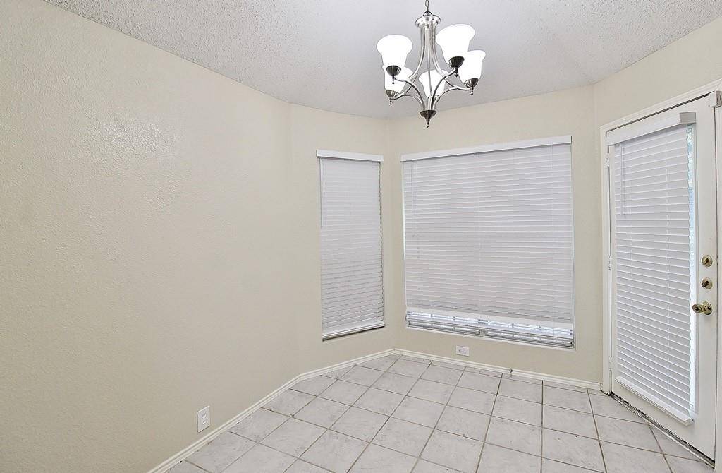 210 Ridgecrest Drive, Cedar Hill, TX 75104