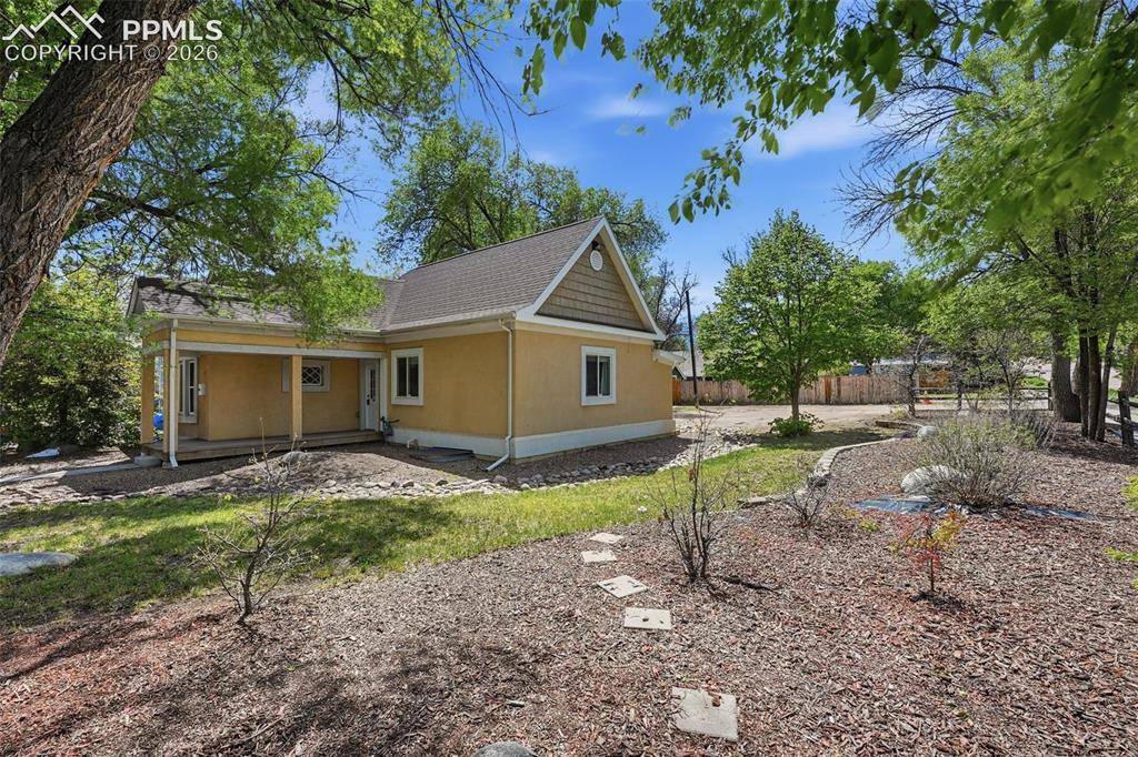 230 N Spruce ST, Colorado Springs, CO 80905