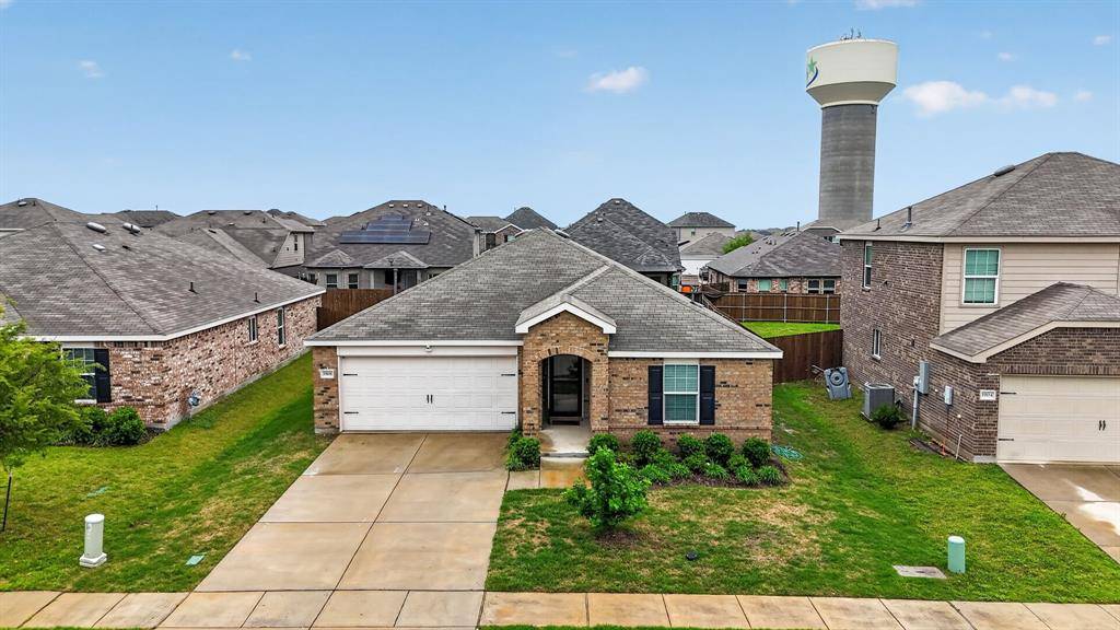 1908 Elderberry Street, Royse City, TX 75189