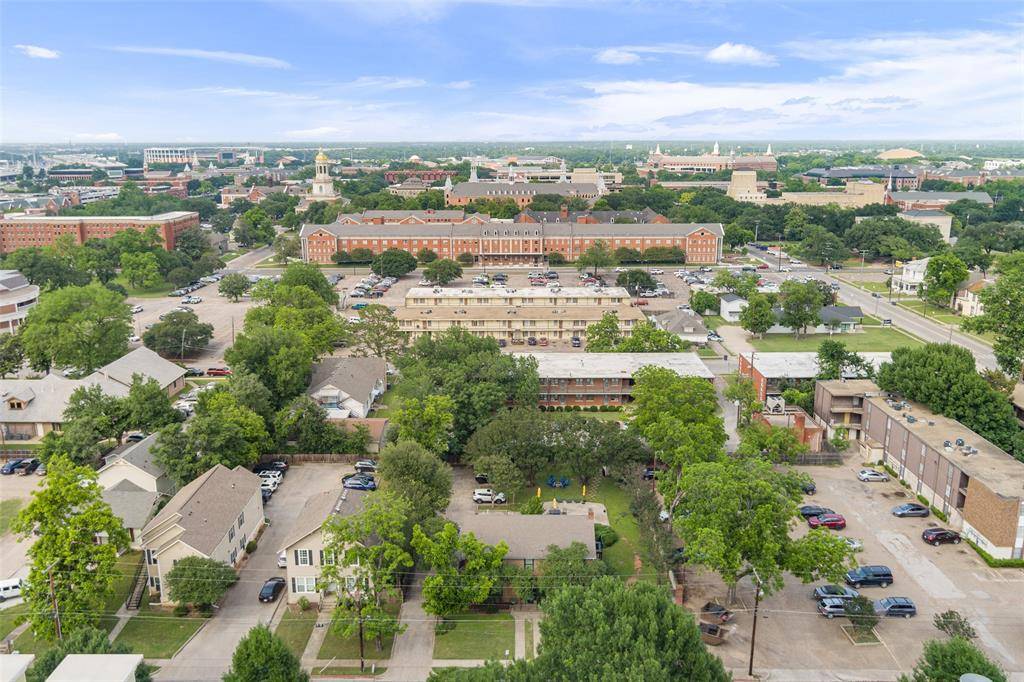 1500 S 10th Street, Waco, TX 76706