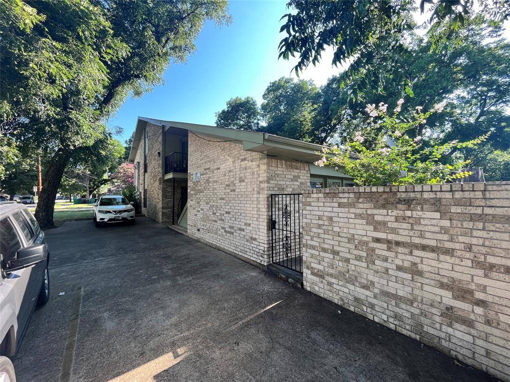 902 N Austin Street, Denton, TX 76201