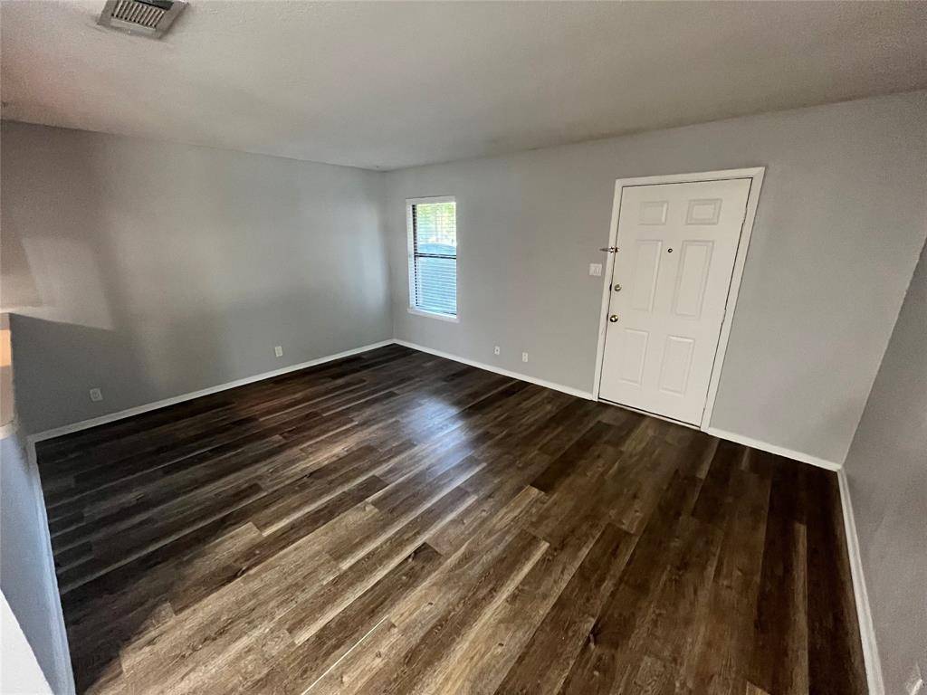 902 N Austin Street, Denton, TX 76201