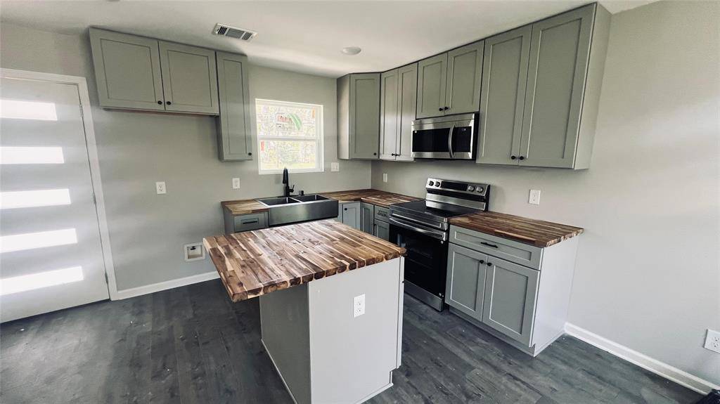 1623B Seley Avenue, Waco, TX 76704