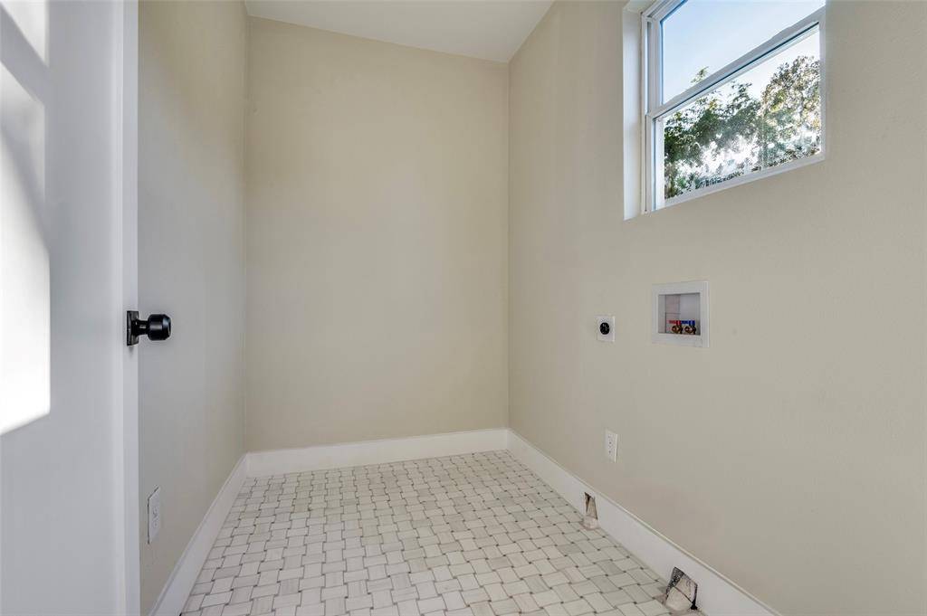 522 Griffith Avenue, Dallas, TX 75208