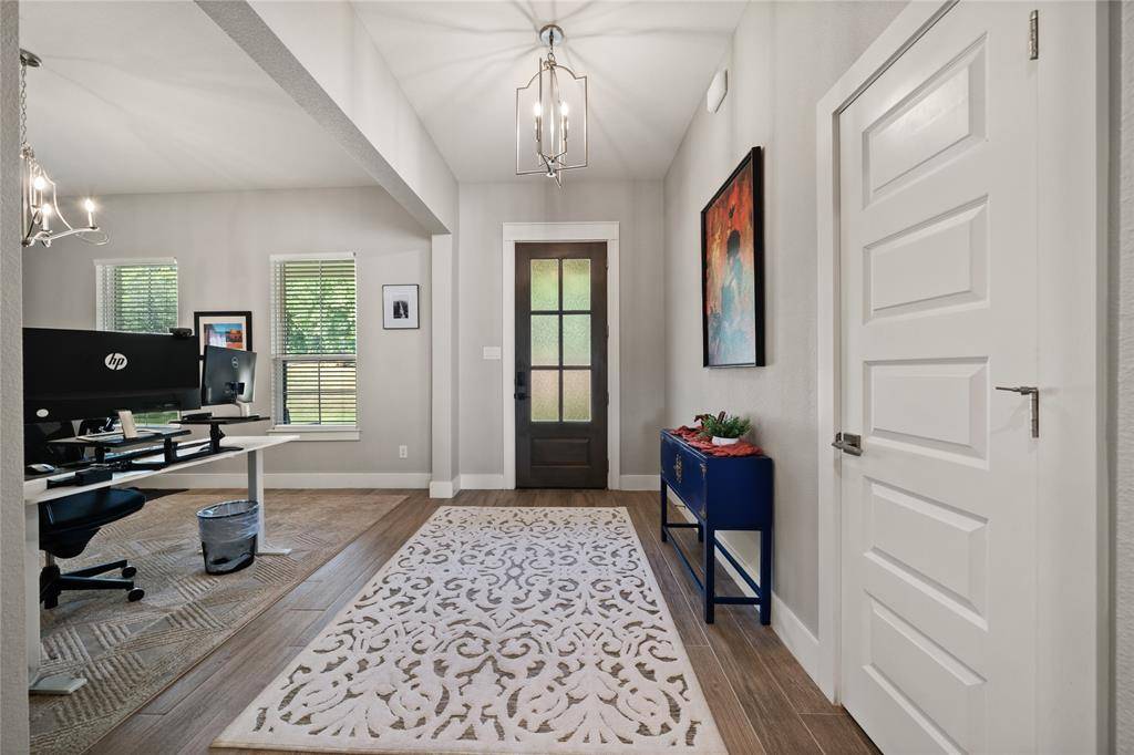 400 Adell Circle, Weatherford, TX 76088