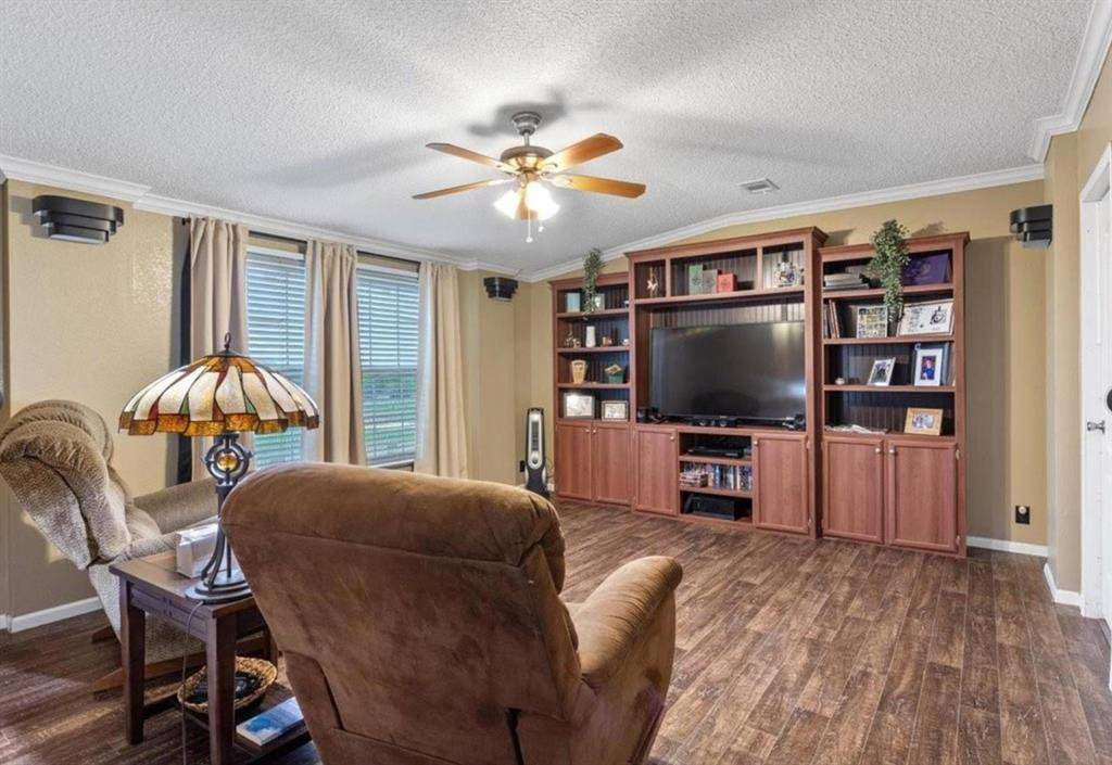 7141 County Road 1050, Celeste, TX 75423