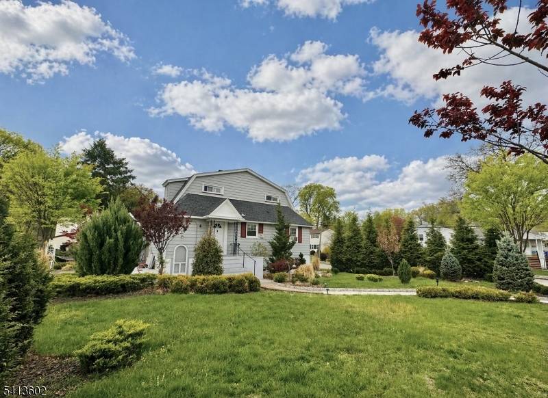287 Atlantic Dr, Parsippany-troy Hills Twp., NJ 07054
