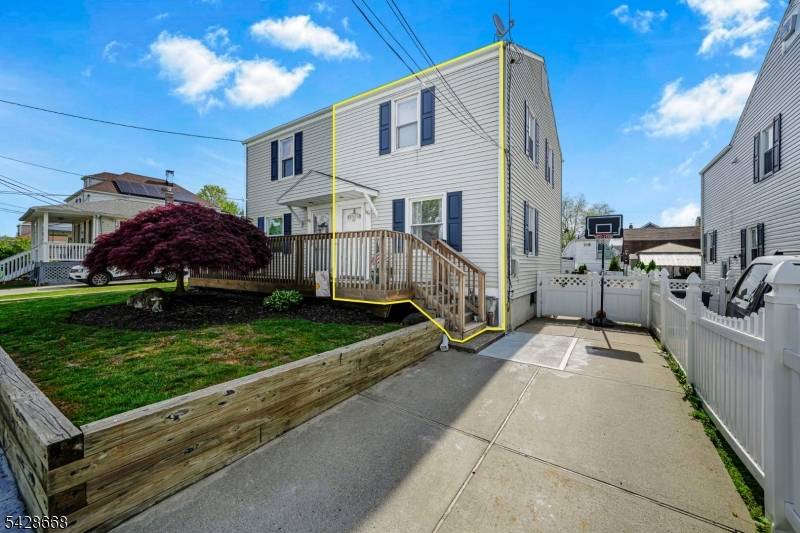 684 Colgate Ave, Perth Amboy City, NJ 08861