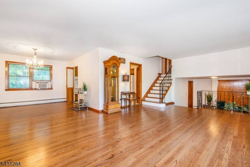25 Robbins Ave, Berkeley Heights Twp., NJ 07922