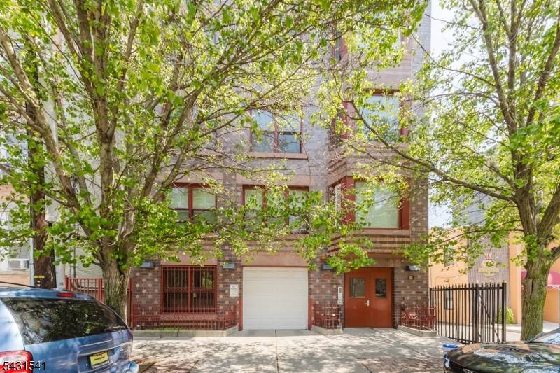 323 Jackson St #301, Hoboken City, NJ 07030