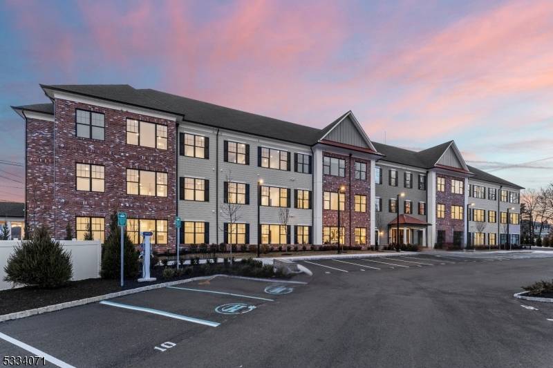 518 Vosseller Ave #117, Bound Brook Boro, NJ 08805