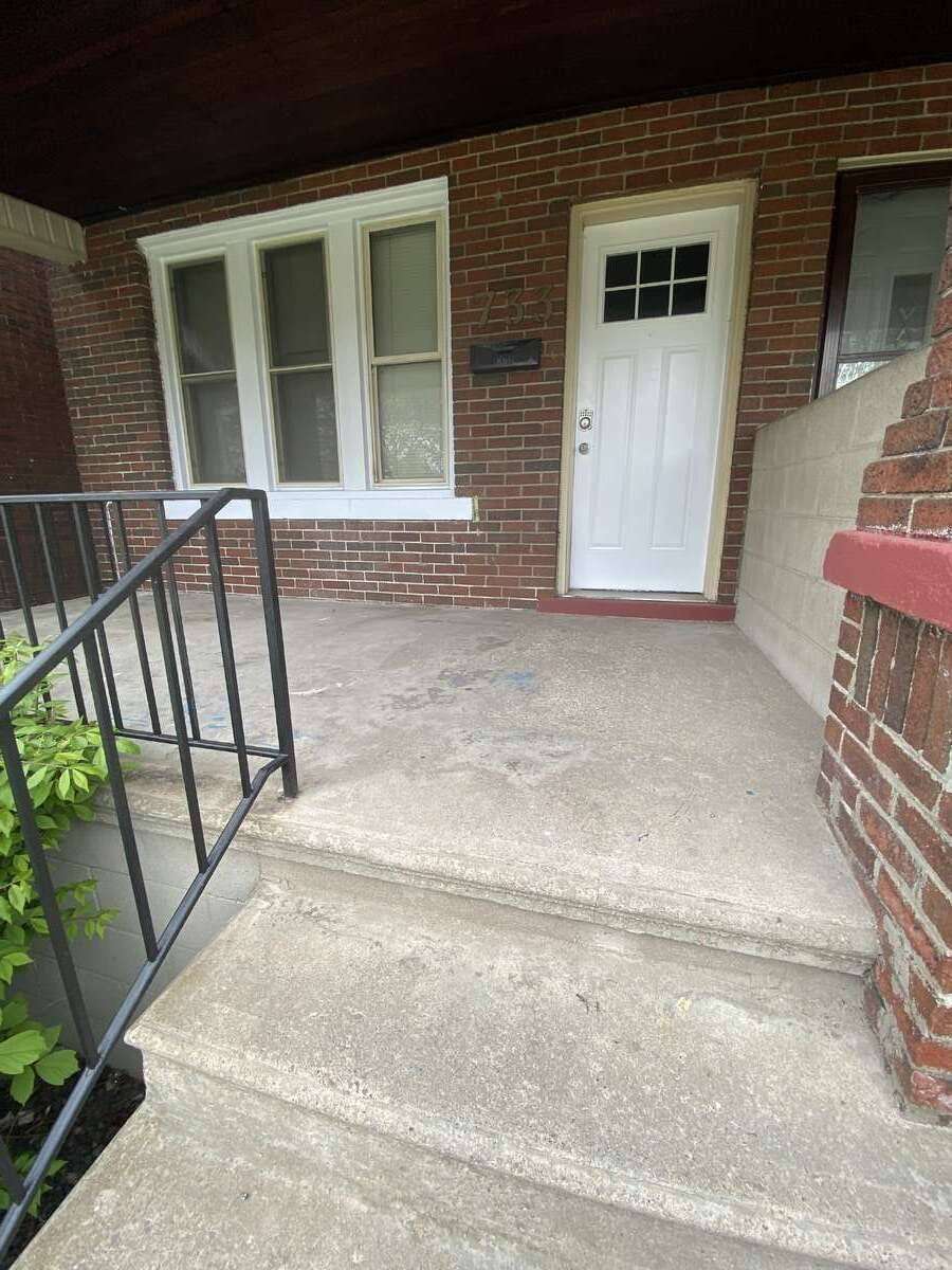 731-733 Partington AVE, Windsor, ON N9B 2N6