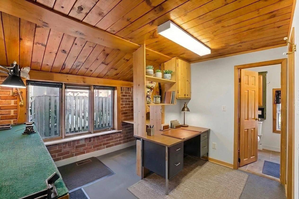 59 Centre ST N, Greater Napanee, ON K7R 1M8