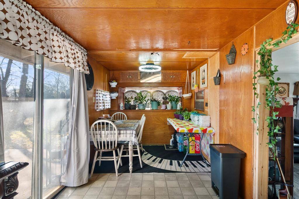 448 S Bateman Road, Fairfield, TX 75840