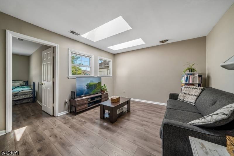 101 Jamestown Road, Bernards Twp., NJ 07920