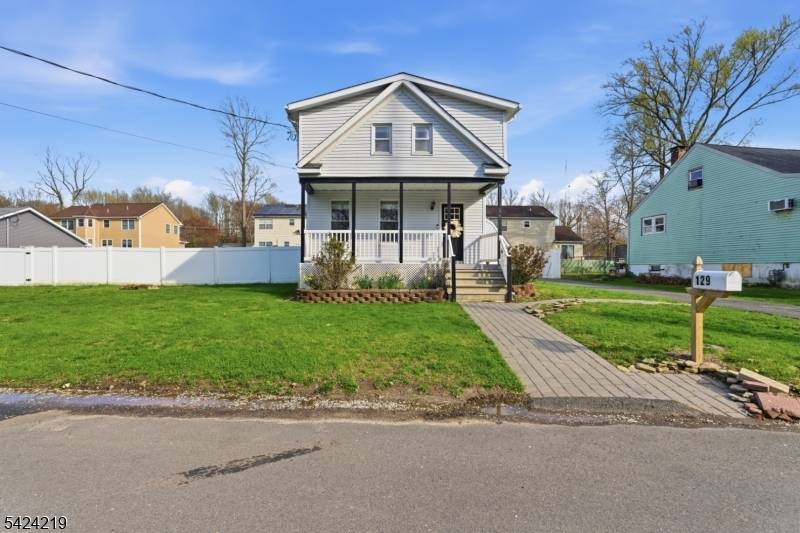 129 Willow Ave, Aberdeen Twp., NJ 07747