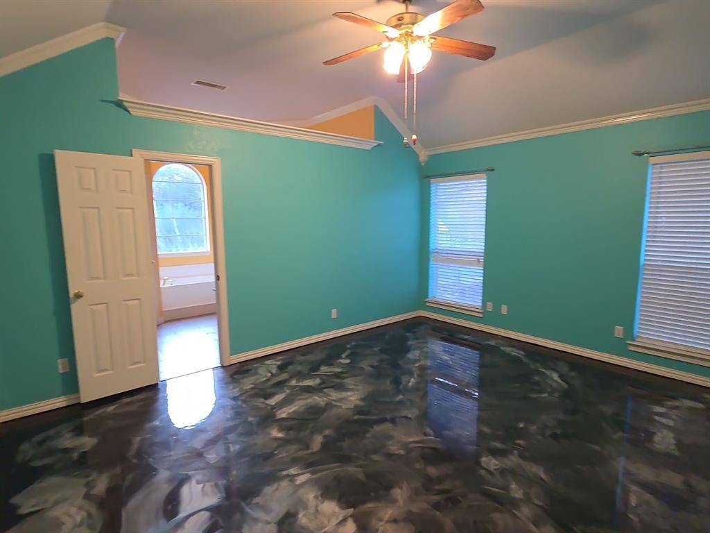 802 Justin Court, Keene, TX 76059