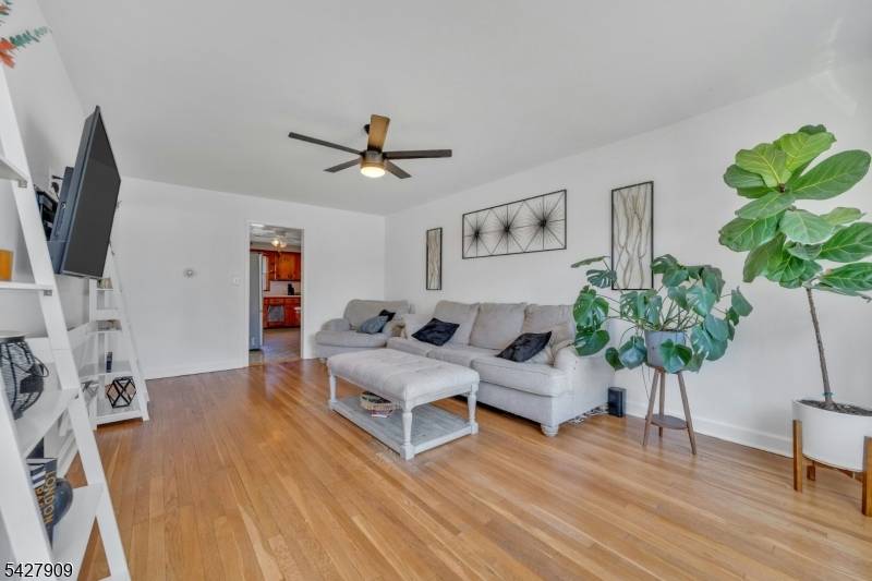 78 Joseph St, Clark Twp., NJ 07066