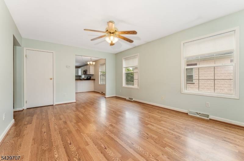 1180 4Th Ave, Alpha Boro, NJ 08865