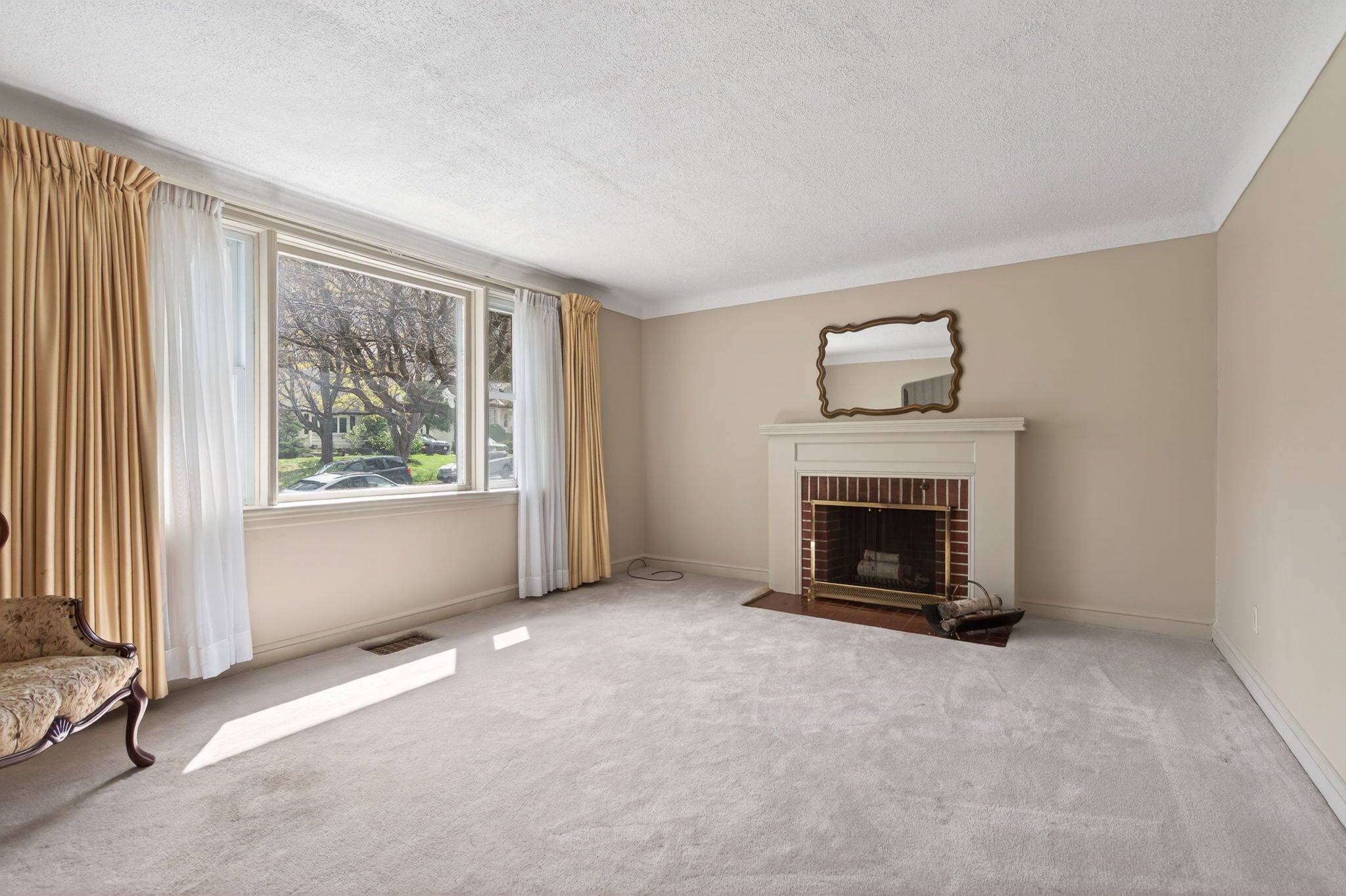 1442 Cavendish RD, Alta Vista And Area, ON K1H 6C3