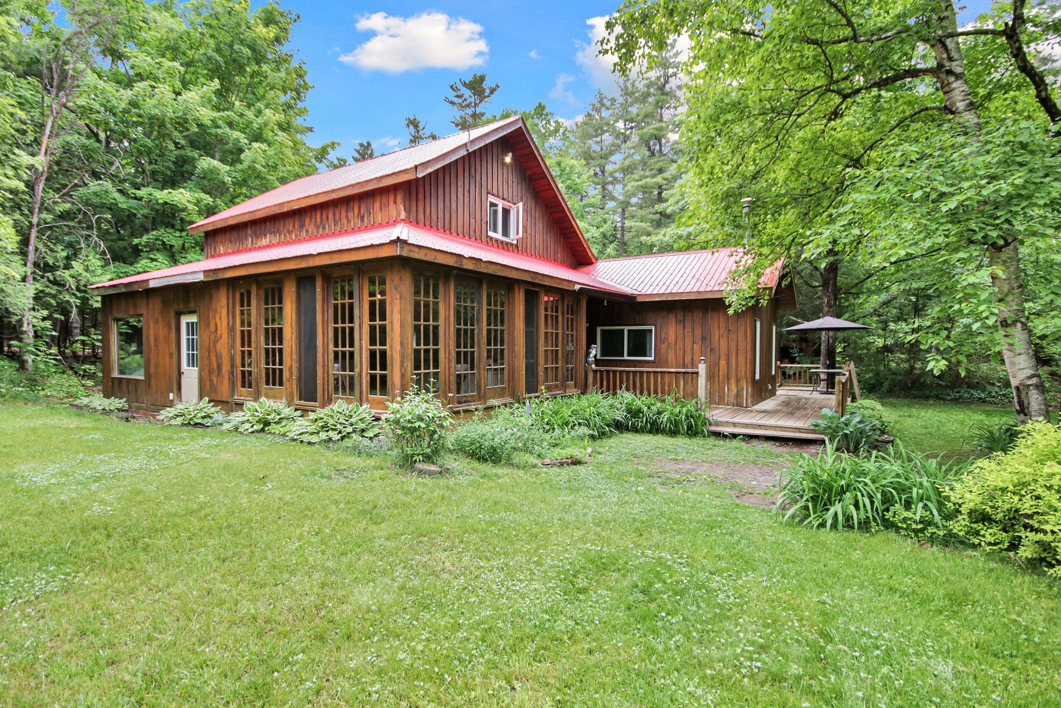 828 Ashby RD, Lanark Highlands, ON K0G 1K0