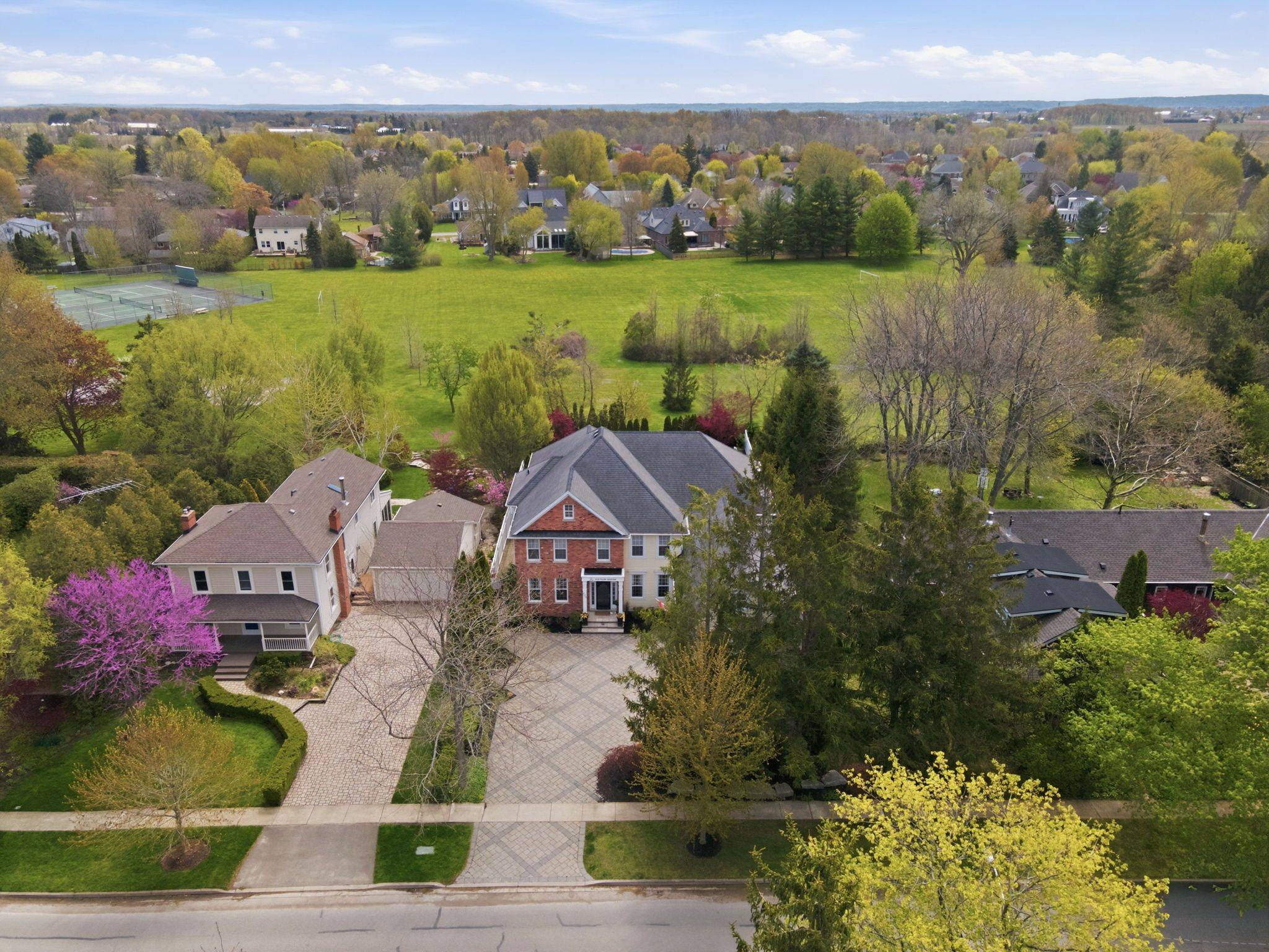 736 Rye ST, Niagara-on-the-lake, ON L0S 1J0
