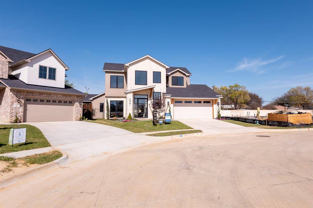 2941 Kosse Court, Grapevine, TX 76051