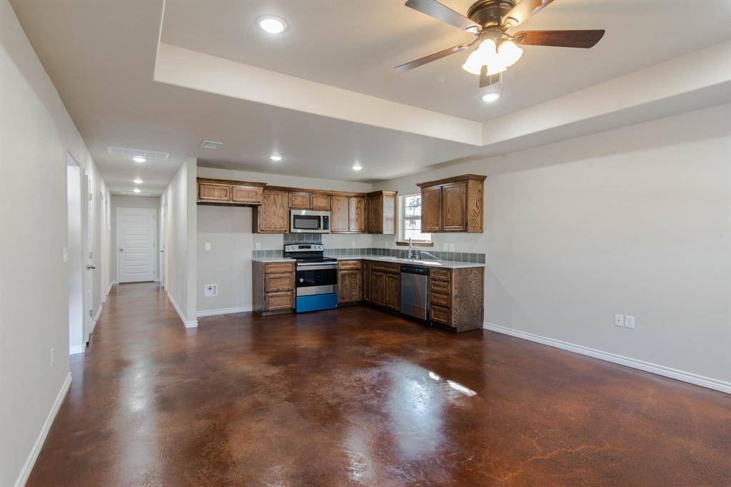 1014 Pine Street, Bonham, TX 75418