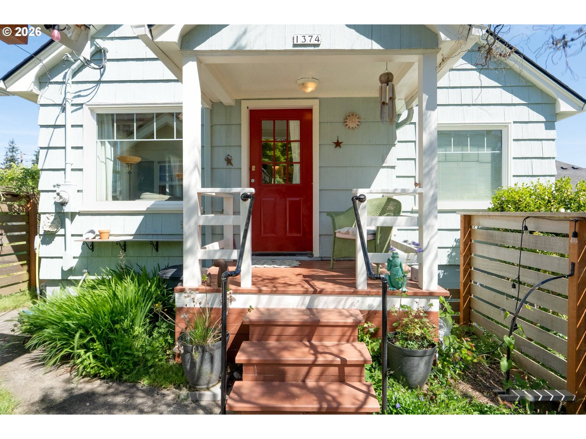 1374 PARKER PL, Astoria, OR 97103