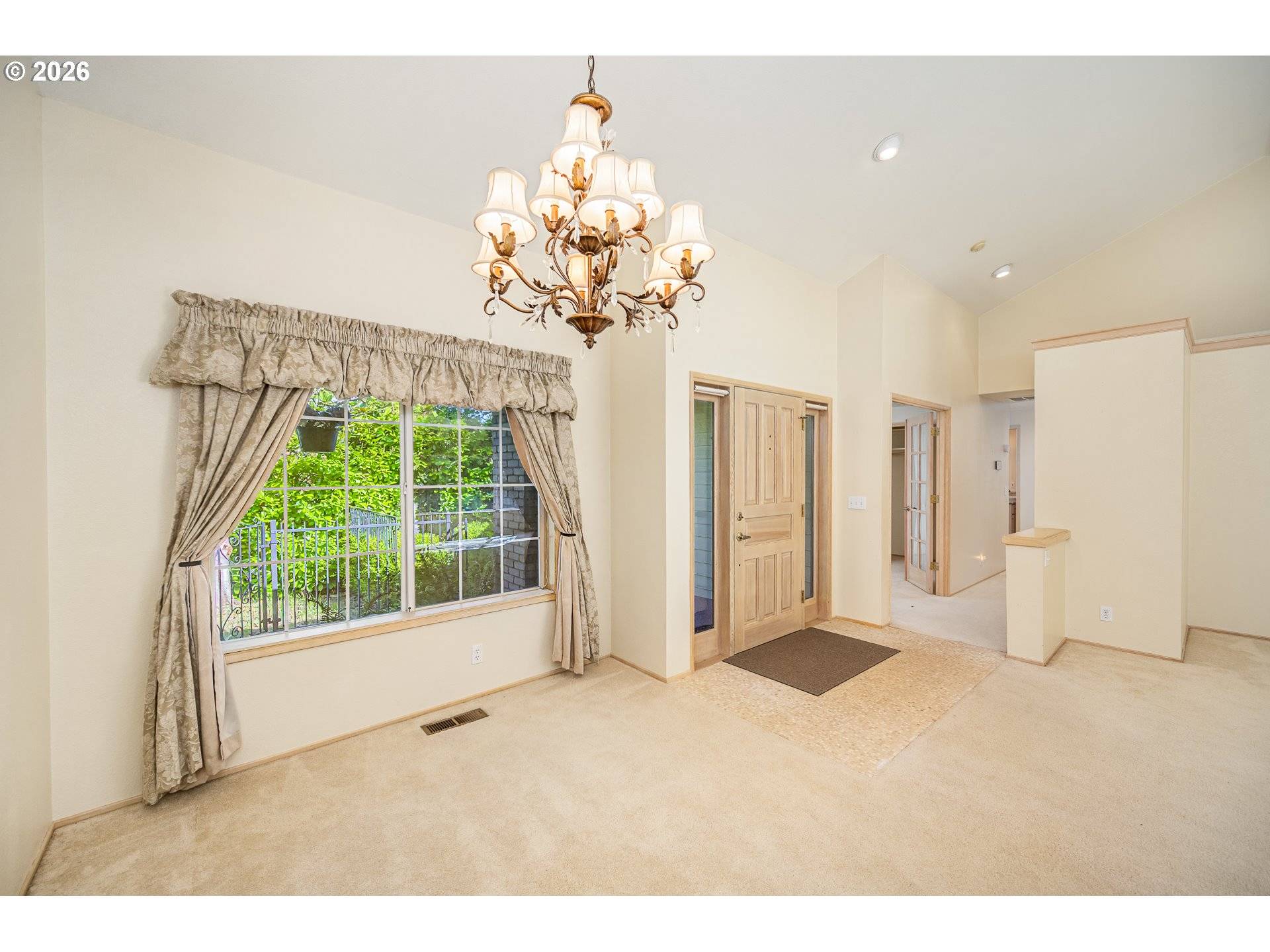 1625 VICTORIAN WAY, Eugene, OR 97401