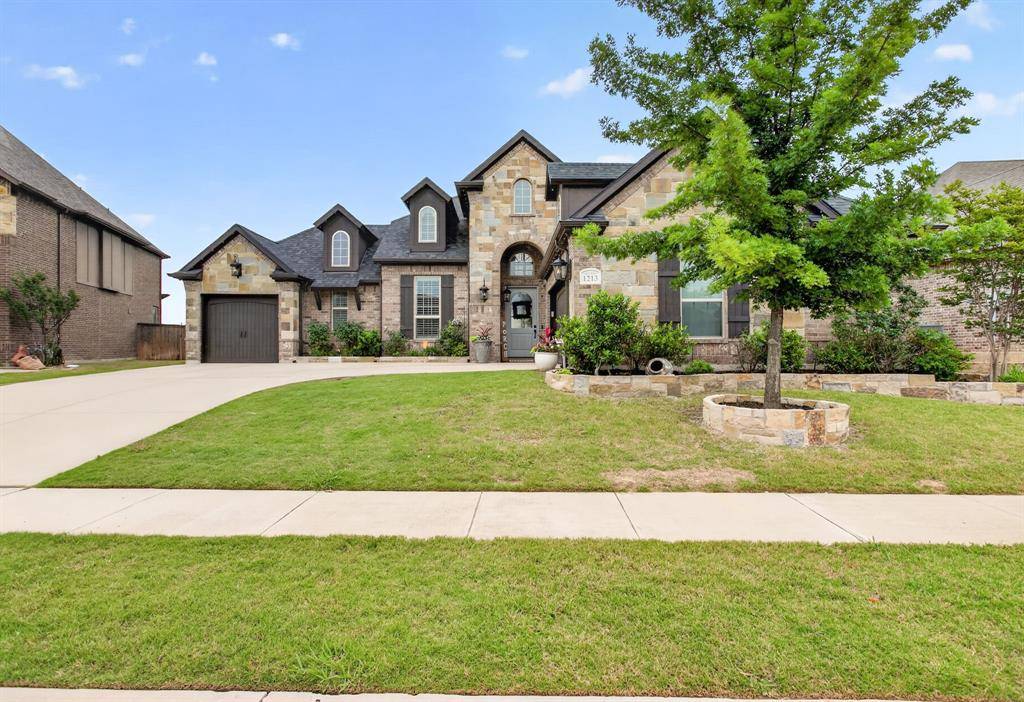 1213 Teton Drive, Burleson, TX 76028