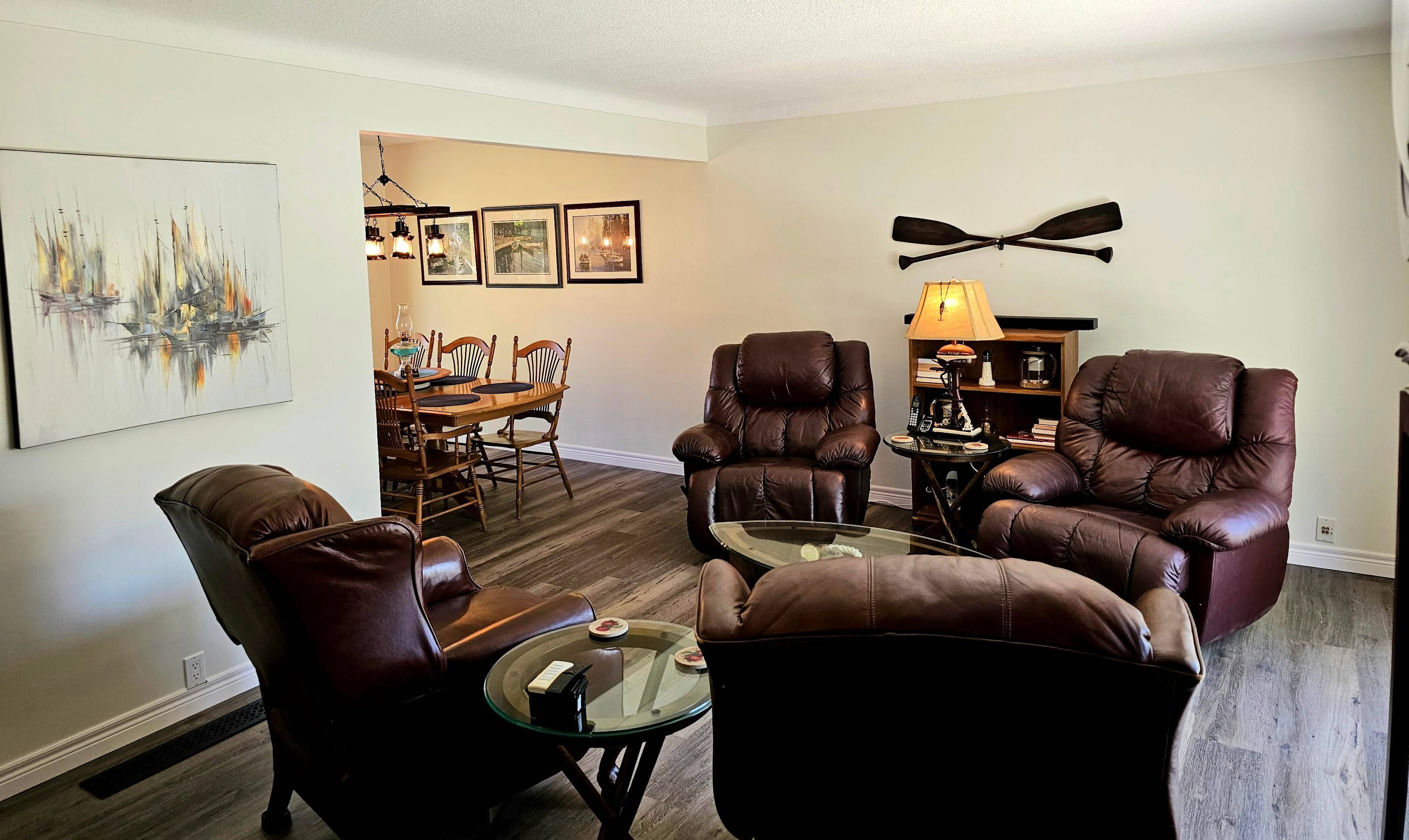 477 Dorchester ST, Niagara-on-the-lake, ON L0S 1J0