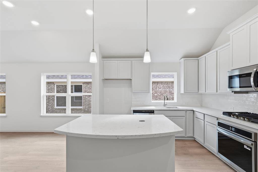 4936 Water Lily Lane, Fort Worth, TX 76036