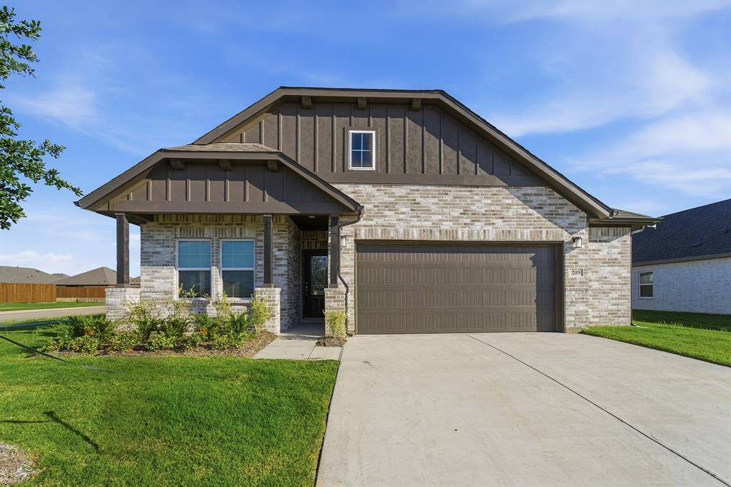 209 Charismatic Road, Waxahachie, TX 75165