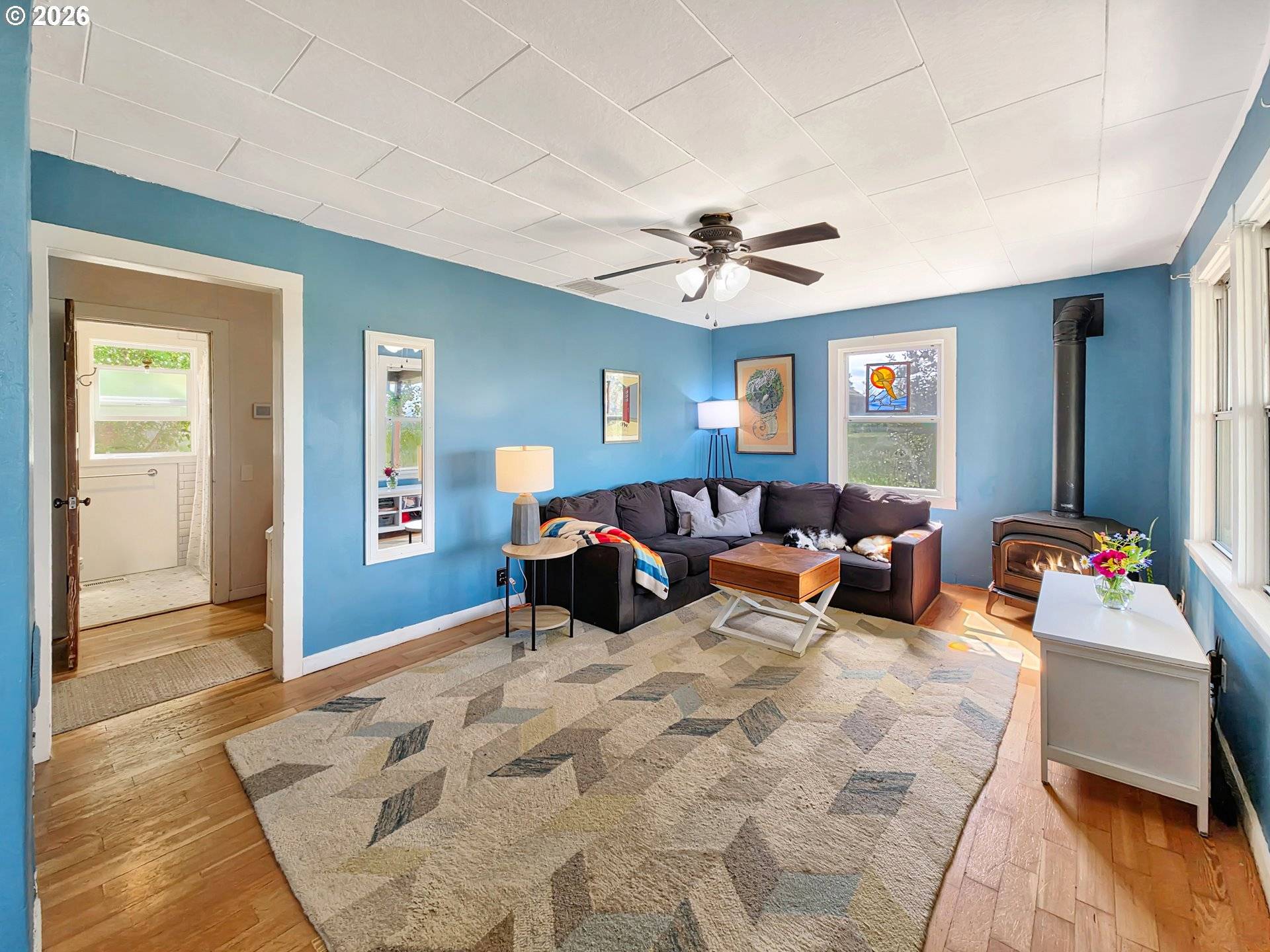 1290 OAK VILLA RD, Dallas, OR 97338