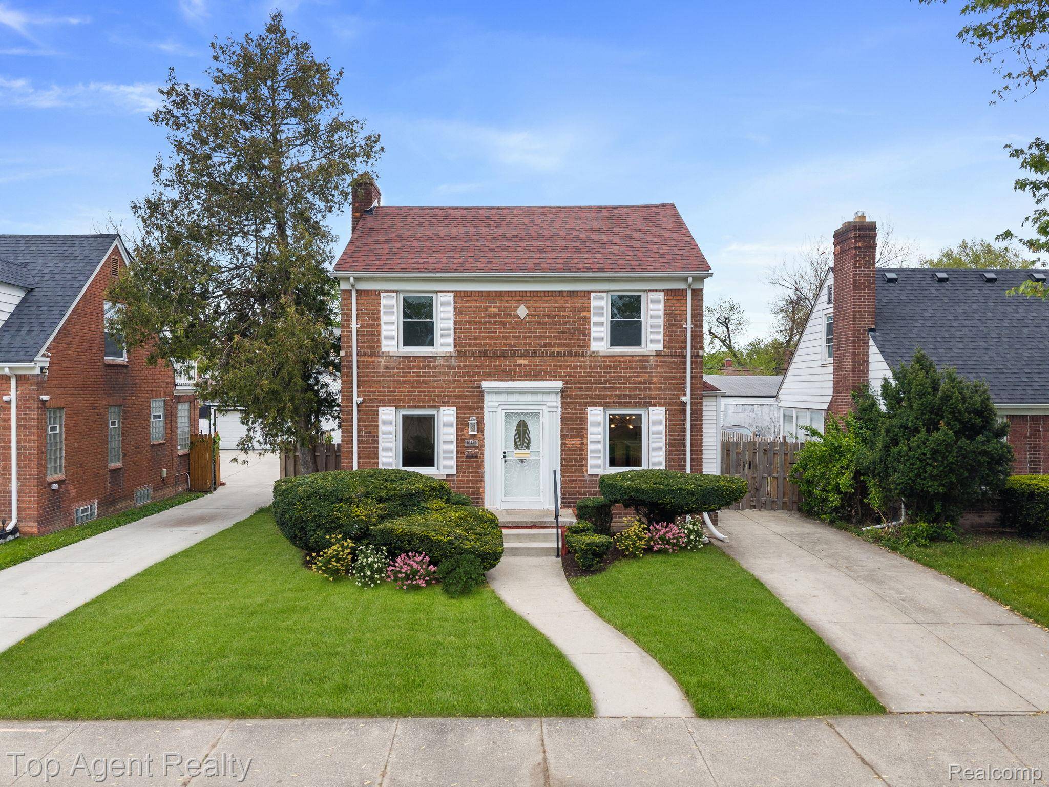 16124 Fielding ST, Detroit, MI 48219