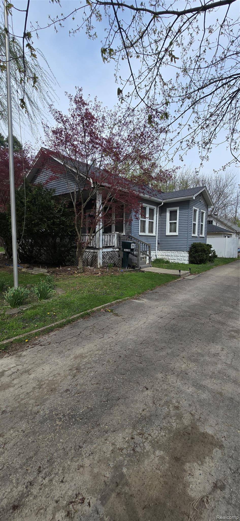 16130 Five Points ST, Detroit, MI 48240