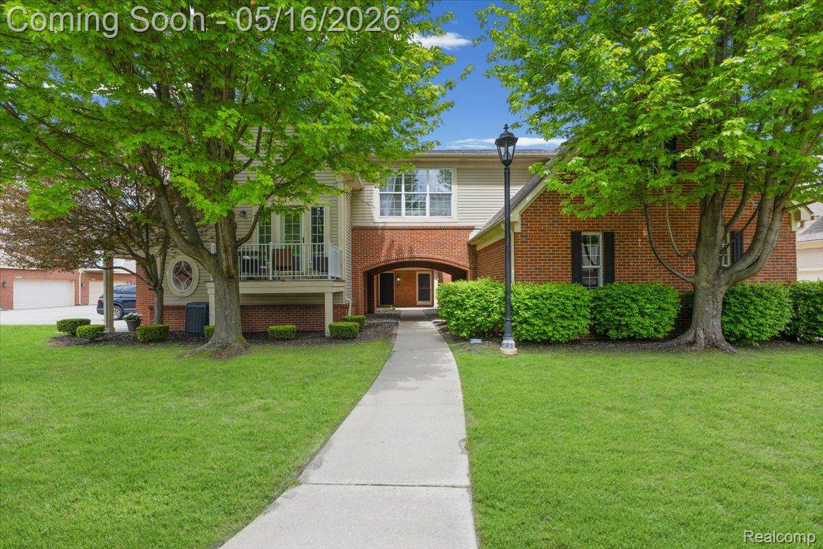 43456 Pendleton CIR, Sterling Heights, MI 48313