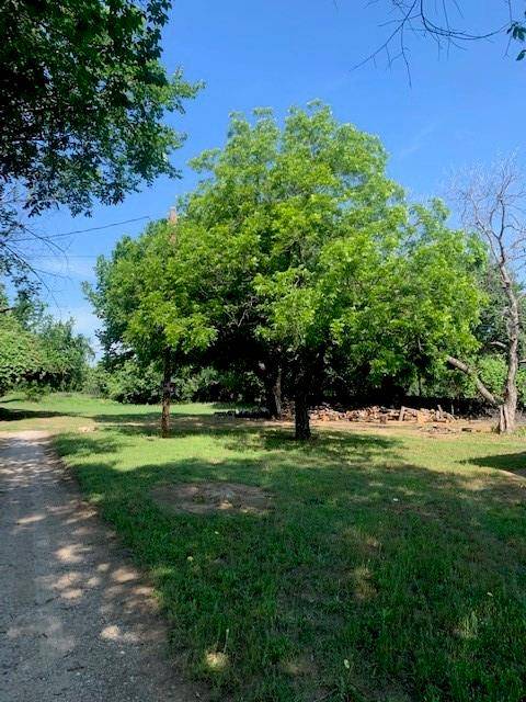 833 Boyd Road, Azle, TX 76020