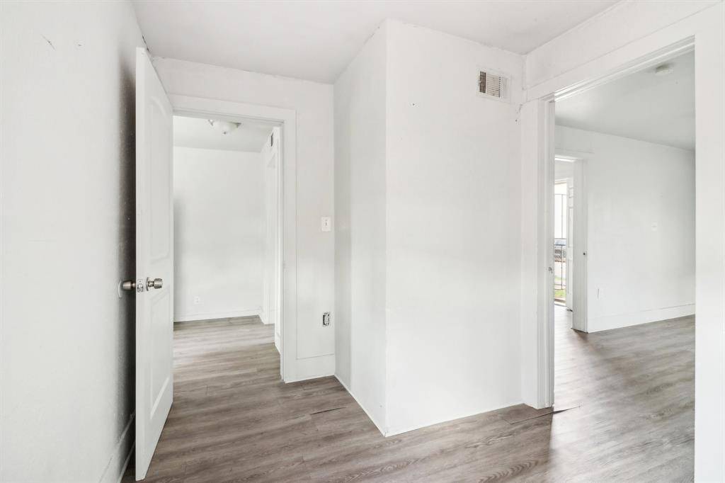1906 Grainger Street, Fort Worth, TX 76110