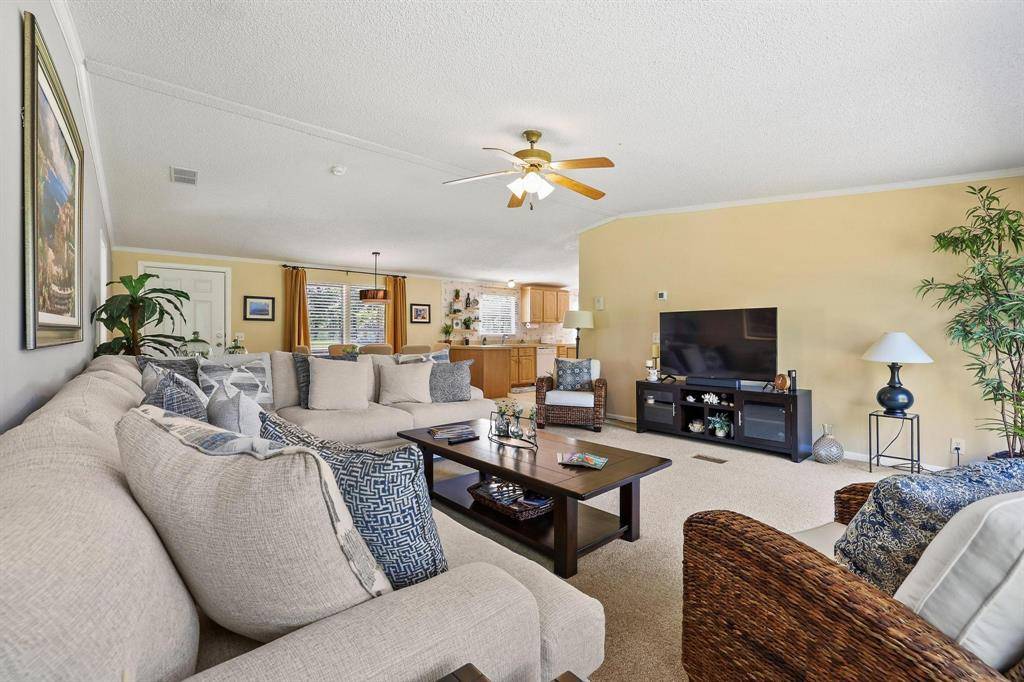 7406 Lakeview Drive, Bonham, TX 75418