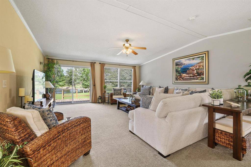7406 Lakeview Drive, Bonham, TX 75418
