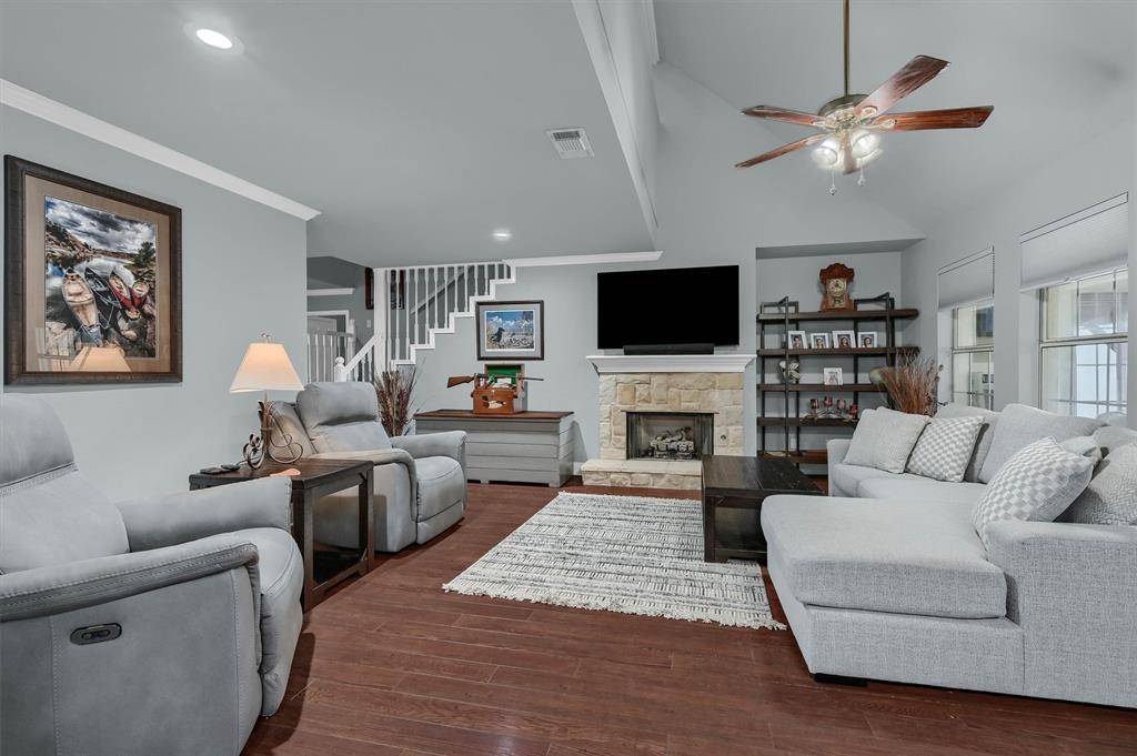 105 Franklin Court, Pottsboro, TX 75076