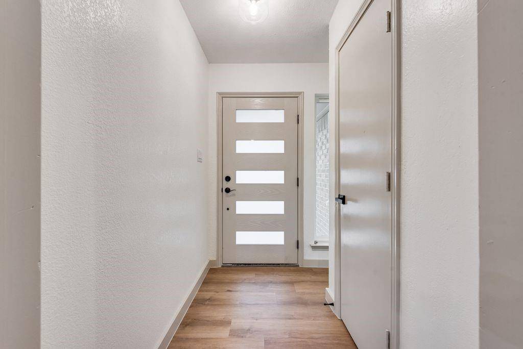 1606 Highpoint Drive, Lewisville, TX 75077