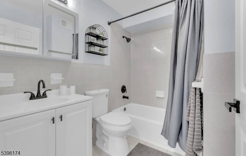 237 Rose St #1, Newark City, NJ 07108
