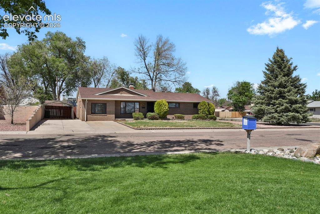 404 Esther DR, Colorado Springs, CO 80911